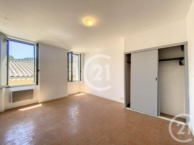 Appartement T1 à vendre - 1 pièce - 27.35 m2 - VALLAURIS - 06 - PROVENCE-ALPES-COTE-D-AZUR - Century 21 Liberté
